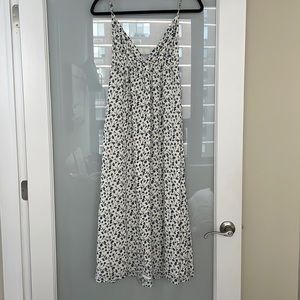 Reformation maxi dress M